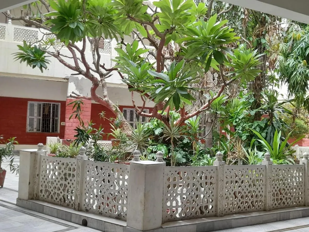 Hotel Tourists Rest House Agra